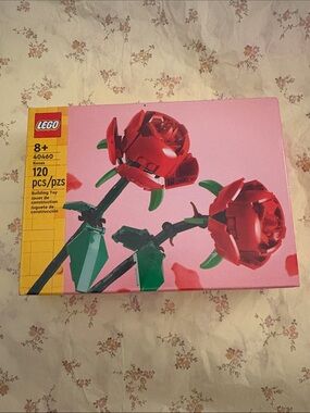 LEGO Red and Green Rose Bouquet Building Set